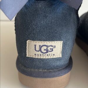 UGG Australia Bailey Bow II Blue Boots with Satin Bows Wonen’s Size 8